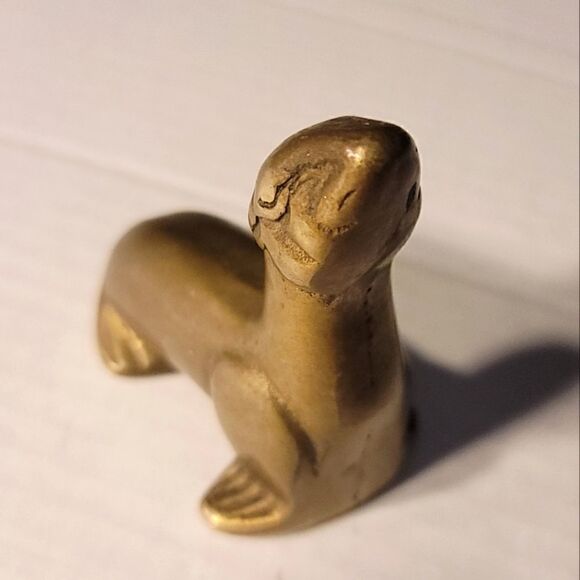 Vintage Brass Seal Animal Patina Paperweight - Picture 2 of 4